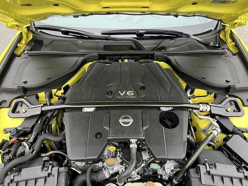 Certified 2024 Nissan Z Performance w/ Floor Mat Package image 11