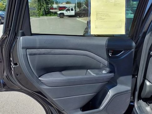 Used 2025 Subaru Forester Limited w/ Popular Package #2 AWD/4WD image 19