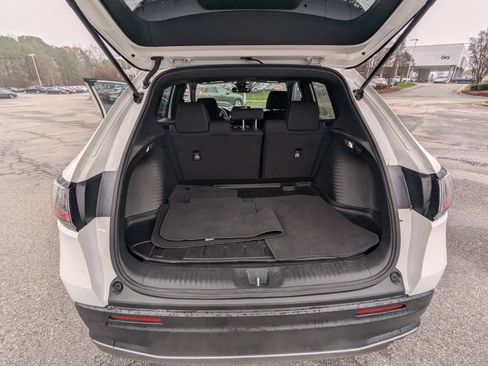 Used 2023 Honda HR-V Sport image 14