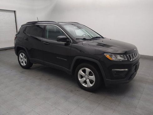 Used 2019 Jeep Compass Latitude w/ Popular Equipment Group AWD/4WD image 11