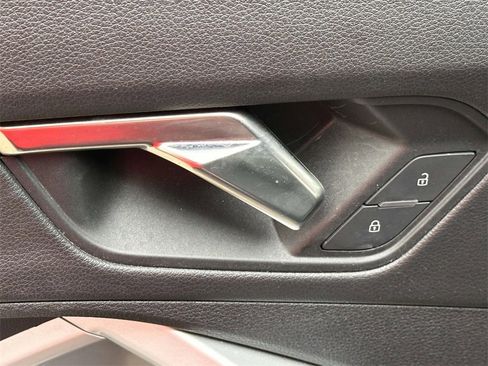 Used 2022 Audi Q3 2.0T Premium image 13