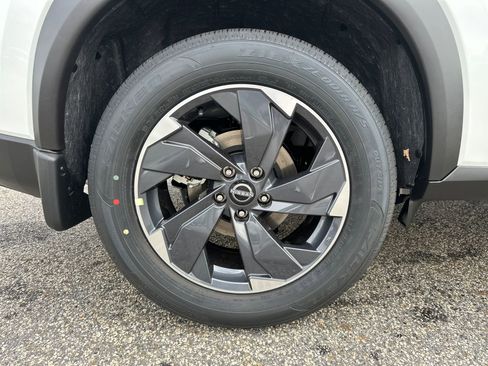 New 2026 Nissan Rogue SV w/ Cold Weather Package FWD image 17