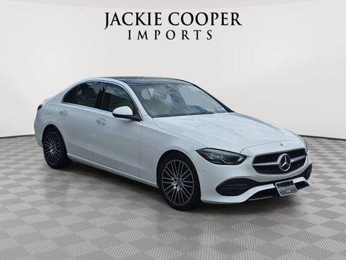 Used 2023 Mercedes-Benz C 300 4MATIC Sedan image 3