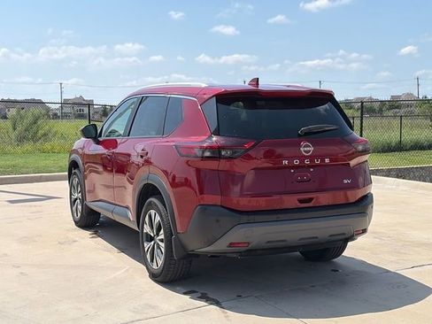 Used 2023 Nissan Rogue SV w/ SV Premium B Package FWD image 7