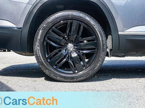 Used 2018 Volkswagen Atlas SEL FWD image 16