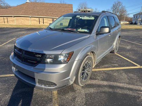 Used 2018 Dodge Journey SE w/ Connectivity Group image 7