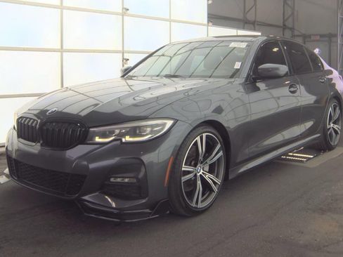 Used 2021 BMW 330i Sedan w/ M Sport Package image 1