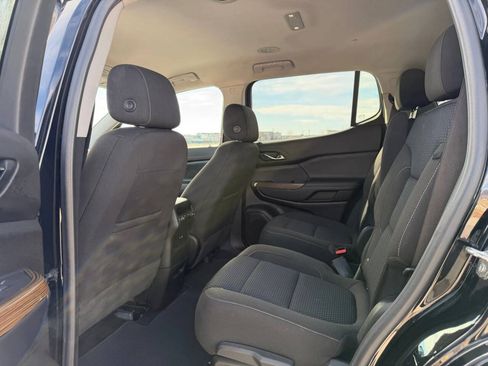 Used 2021 GMC Acadia SLE AWD/4WD image 15