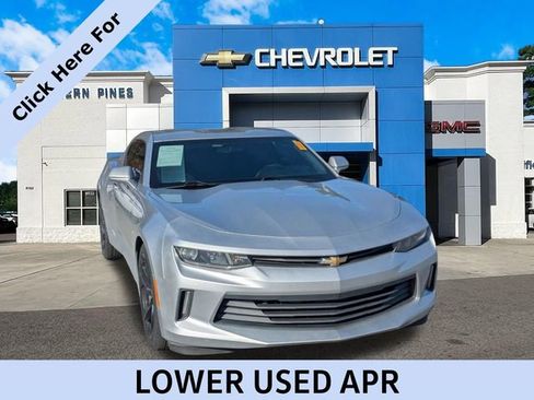 Used 2018 Chevrolet Camaro LT image 1