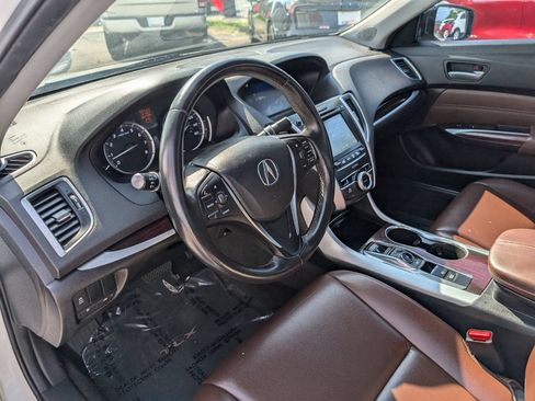 Used 2016 Acura TLX V6 FWD image 12