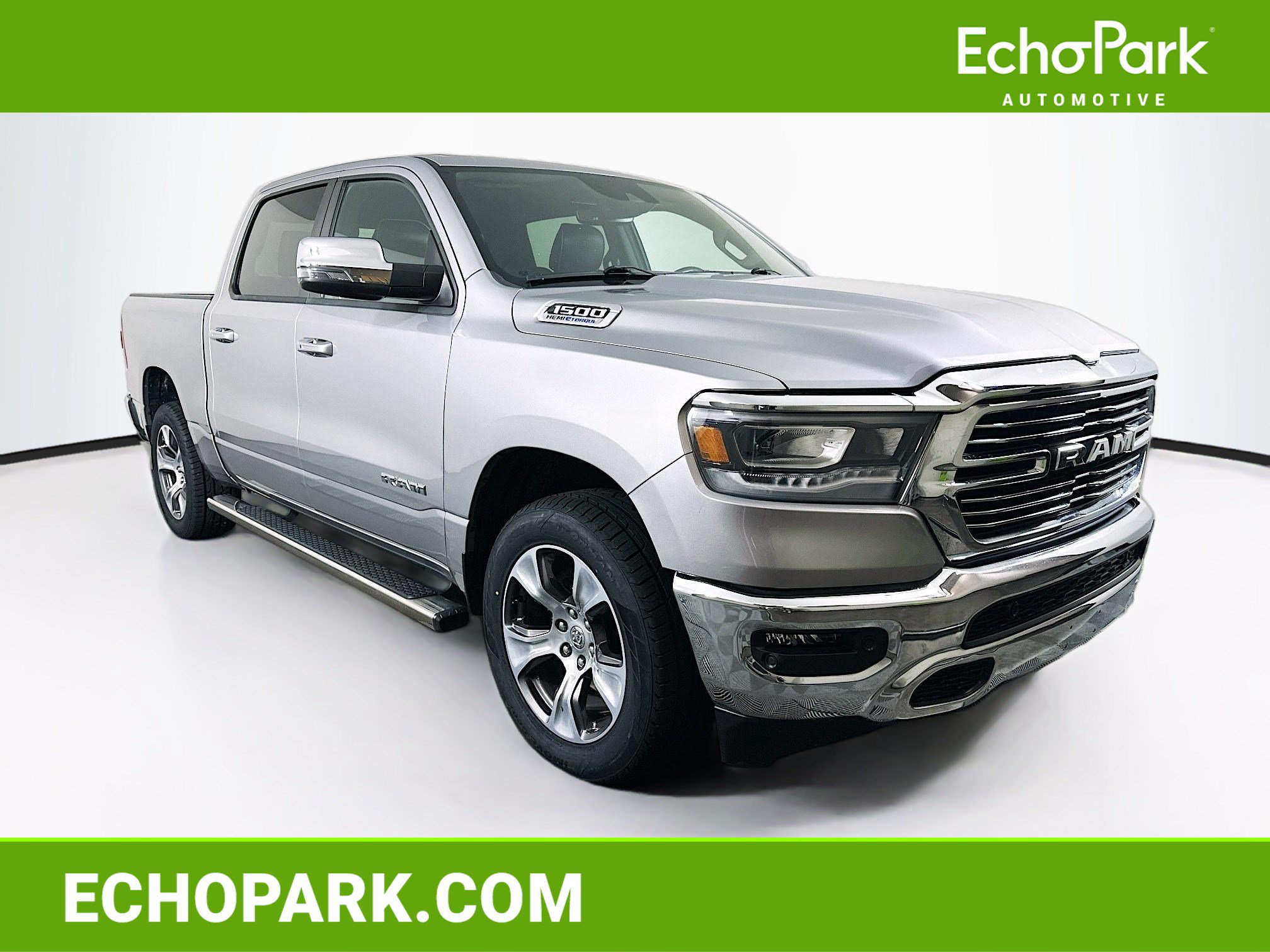 Used 2024 RAM 1500 Laramie AWD/4WD image 1