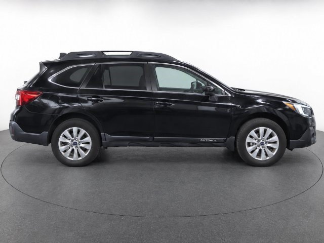 Used 2019 Subaru Outback 2.5i Premium AWD/4WD image 2