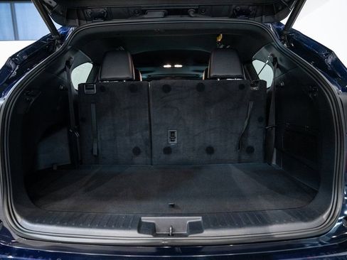 Used 2022 Toyota Highlander XSE image 40