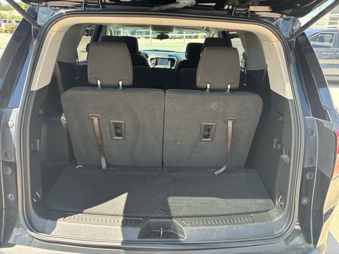 Used 2019 GMC Acadia SLE AWD/4WD image 5