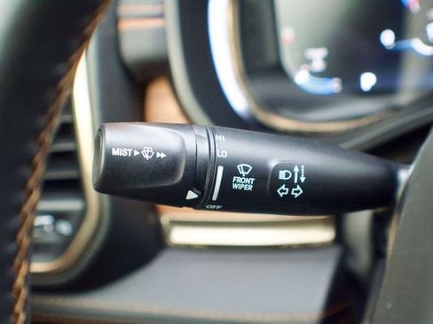 Used 2023 RAM 1500 Limited image 25