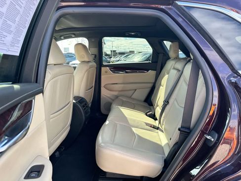 Used 2017 Cadillac XT5 Luxury w/ Driver Awareness Package image 24