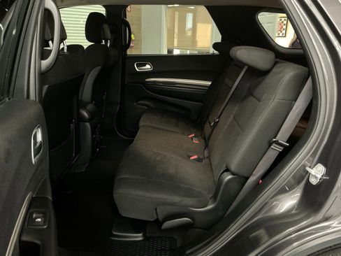 Used 2019 Dodge Durango SXT w/ 3rd Row Seating Group image 18