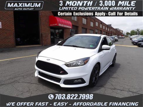 Used 2018 Ford Focus ST image 1