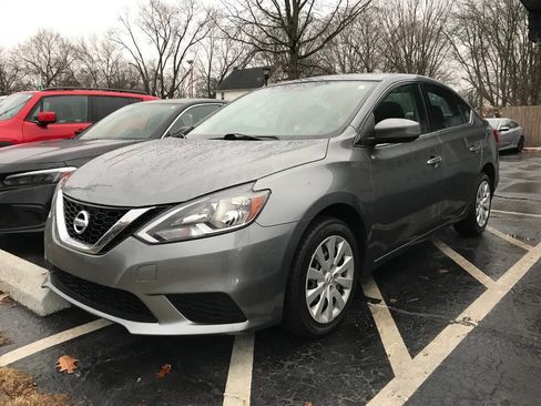 Used 2017 Nissan Sentra S image 3