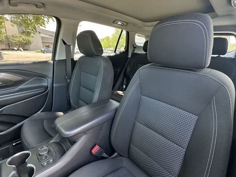 Used 2023 GMC Terrain SLE w/ Driver Convenience Package FWD image 14