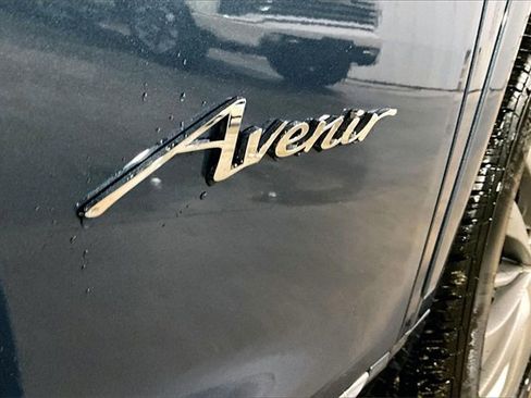 New 2026 Buick Enclave Avenir w/ Super Cruise Package image 7