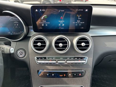 Used 2022 Mercedes-Benz GLC 300 4MATIC image 24