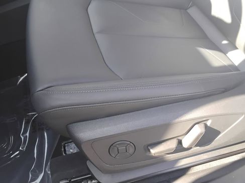 Certified 2025 Audi Q3 2.0T Premium w/ Convenience Package image 17