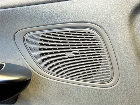 Certified 2024 Mercedes-Benz GLC 300 4MATIC image 18