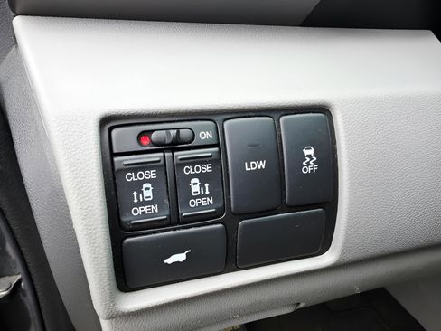 Used 2016 Honda Odyssey EX-L image 26