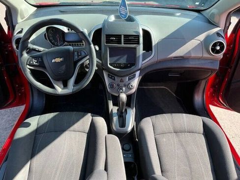 Used 2016 Chevrolet Sonic LT image 12