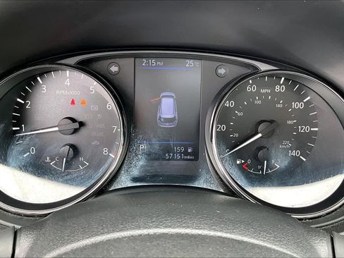 Used 2020 Nissan Rogue SV w/ Premium Package AWD/4WD image 23