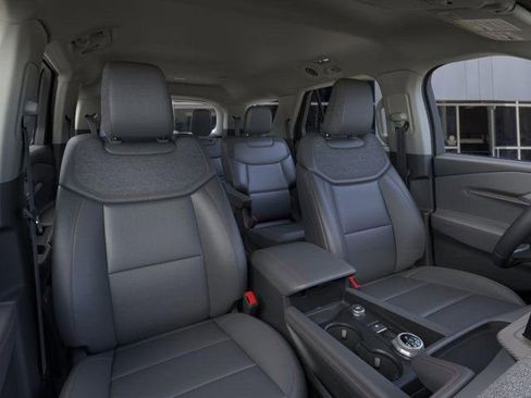 New 2026 Ford Explorer Active image 10