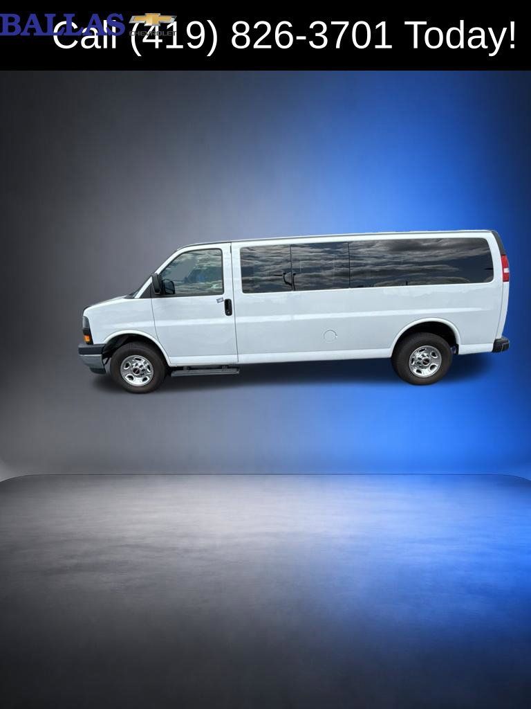 Used 2024 GMC Savana 3500 LT w/ LT Preferred Equipment Group RWD image 5