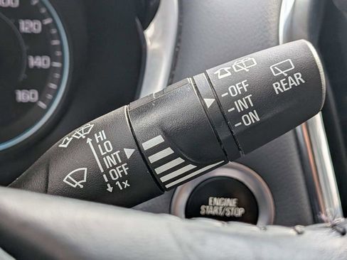 Used 2021 Chevrolet Traverse LT w/ LPO, Floor Liner Package image 31