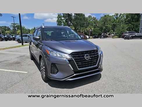 Used 2021 Nissan Kicks SV FWD image 19