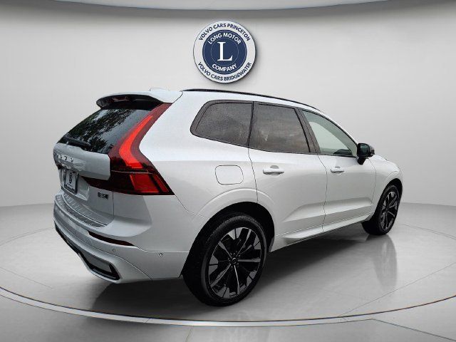 Used 2026 Volvo XC60 B5 Plus AWD/4WD image 4