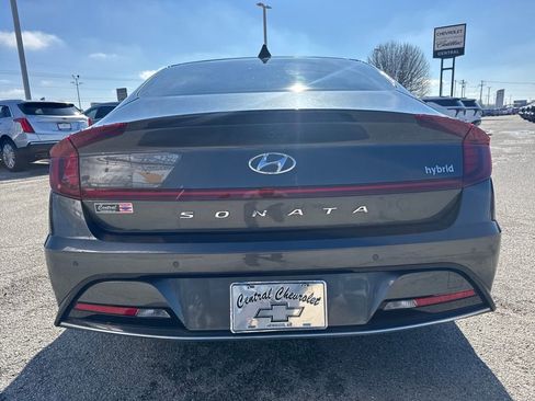 Used 2023 Hyundai Sonata Limited w/ Cargo Package image 5