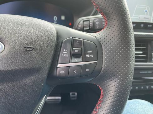 Used 2023 Ford Escape ST-Line Elite w/ Premium Technology Package AWD/4WD image 26
