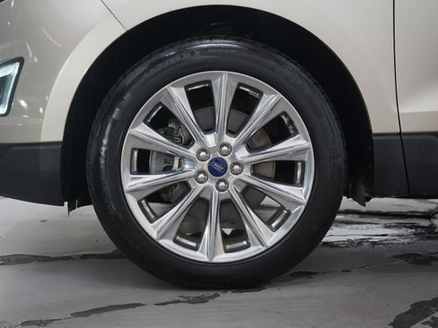 Used 2017 Ford Edge Titanium w/ Equipment Group 301A AWD/4WD image 28