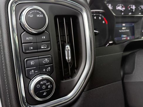 Used 2021 GMC Sierra 1500 SLT w/ SLT Premium Package image 18