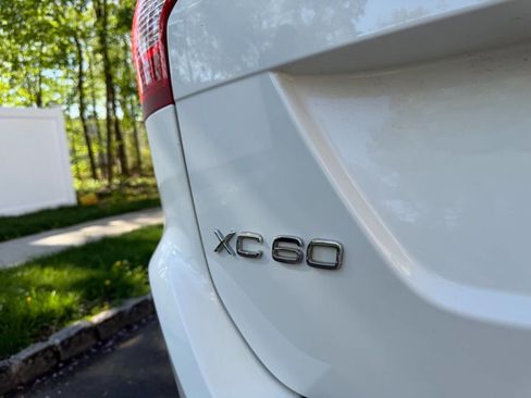 Used 2012 Volvo XC60 T6 AWD/4WD image 10