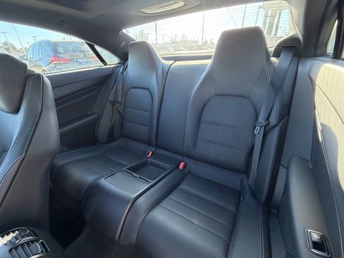 Used 2015 Mercedes-Benz E 400 4MATIC Coupe image 11