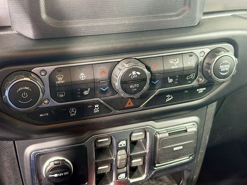 Used 2020 Jeep Wrangler Unlimited Sport S AWD/4WD image 17