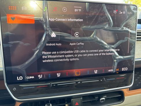 New 2025 Volkswagen ID. Buzz 1st Edition image 29