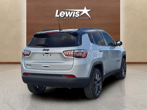 New 2026 Jeep Compass Limited image 5