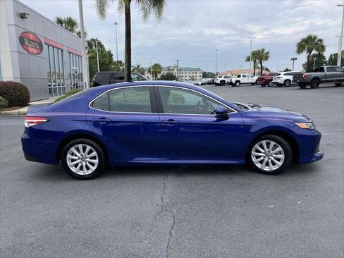 Certified 2018 Toyota Camry LE FWD image 6