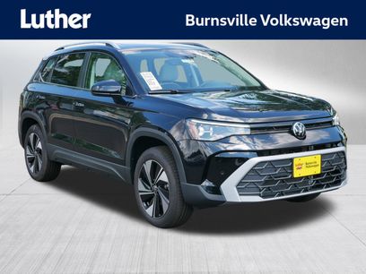 New 2025 Volkswagen Taos SE