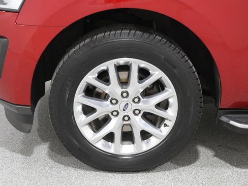 Certified 2020 Ford Expedition XLT w/ Equipment Group 202A image 25