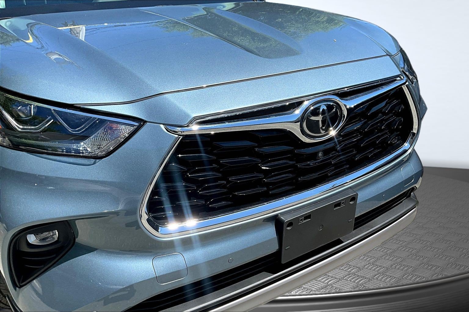 Used 2022 Toyota Highlander Platinum AWD/4WD image 33