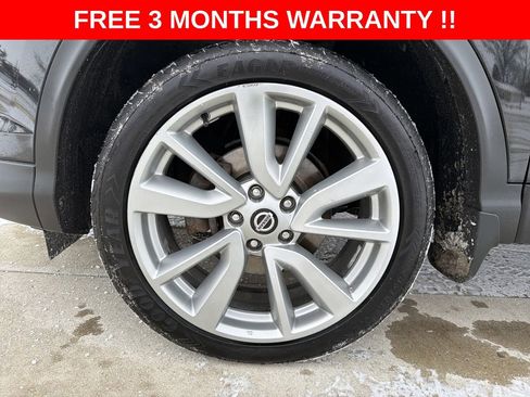 Used 2019 Nissan Rogue Sport SL w/ Premium Package image 35